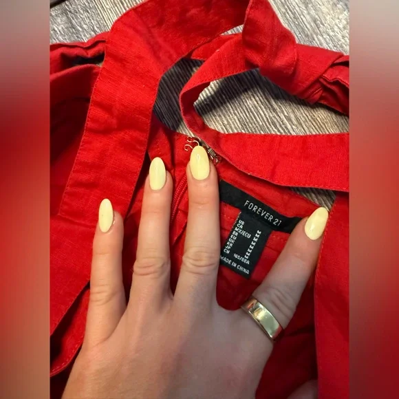 Forever 21 Bold Scarlet Tank Top - Picture 3 of 5